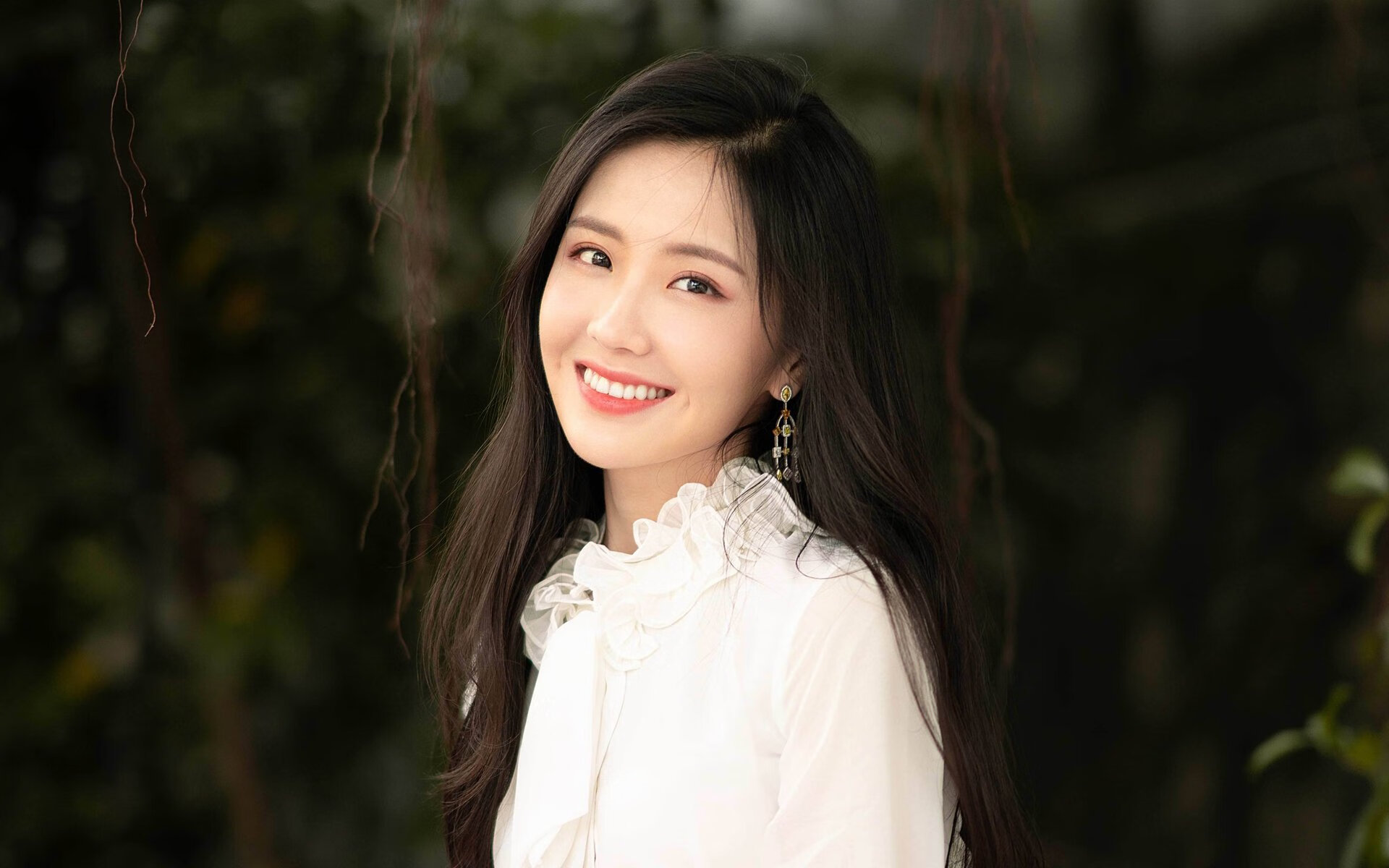 凡尔赛宫穹顶下的无声惊雷,马琳一板定江山,法兰西鏖战破韩流